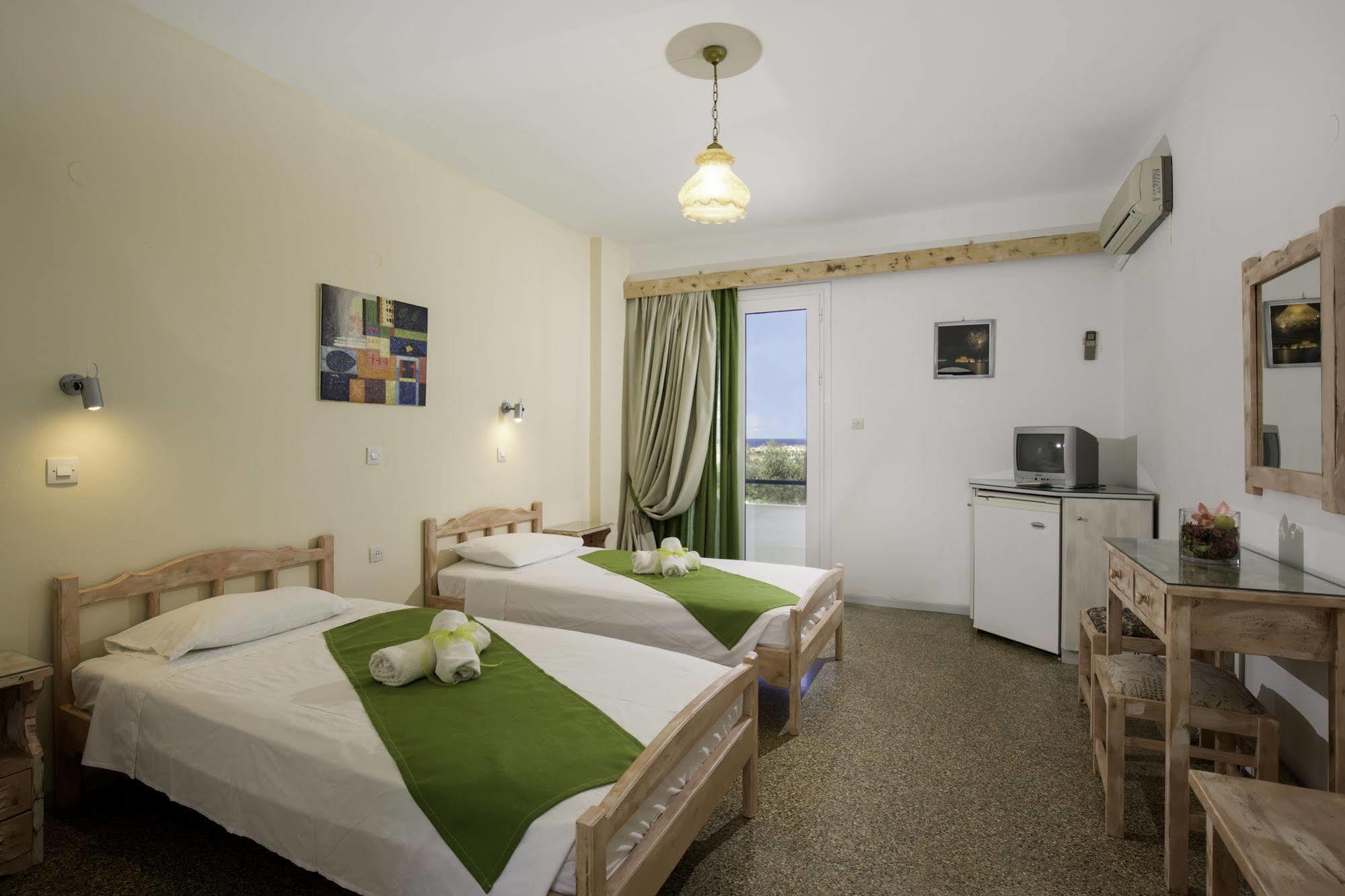 Kalathos Sun Hotel ภายนอก รูปภาพ